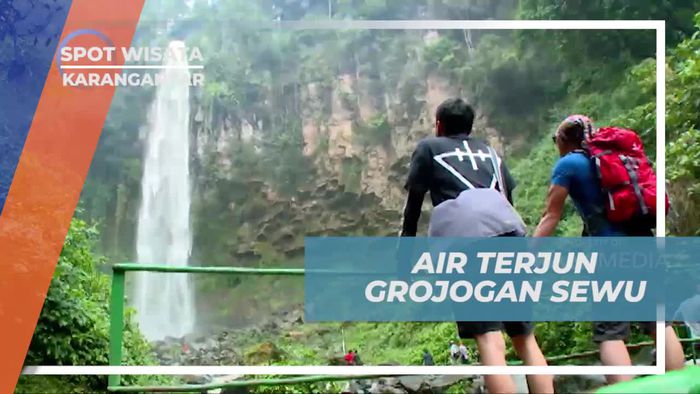 Melihat Keindahan Air Terjun Grojogan Sewu Setinggi 81 Meter di Karanganyar