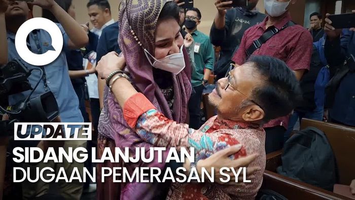 Momen SYL dan Keluarga Salaman-Pelukan Jelang Sidang