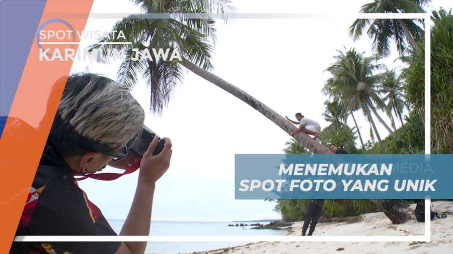 Berburu Spot Foto Unik di Pantai Tanjung Gelam, Karimun Jawa