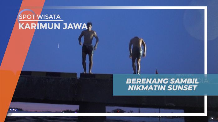Berenang Seru Sambil Menikmati Indahnya Lukisan Alam Sunset, karimun Jawa