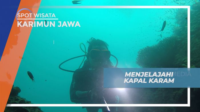Menjelajahi Keindahan Tiap Sudut Kapal Karam di Laut Karimun Jawa