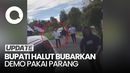 Viral! Aksi Bupati Halmahera Utara Bubarkan Demo Mahasiswa Pakai Parang