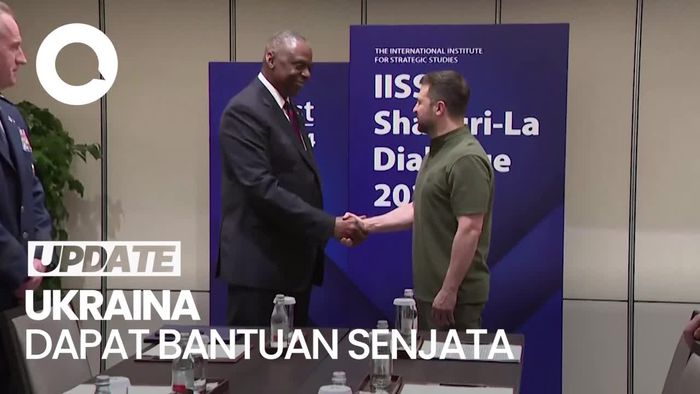 Zelensky Bersyukur Dapat Bantuan Roket Canggih dari AS