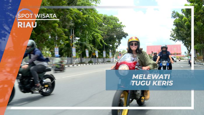 Tugu Keris, Melewati Tugu Kebanggan Masyarakat Pekan Baru, Riau
