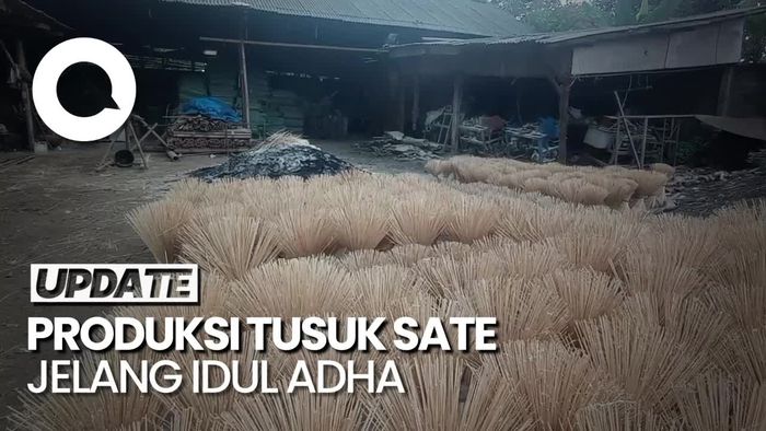Jelang Idul Adha Produksi Tusuk Sate di Tasikmalaya Kebanjiran Pesanan