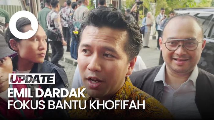 Disebut PDIP Sudah Kelas Menteri, Emil Tetap Mau Fokus Dampingi Khofifah