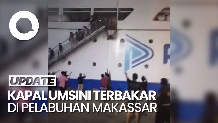 Momen Panik Penumpang KM Umsini Menyelamatkan Diri saat Kapal Terbakar