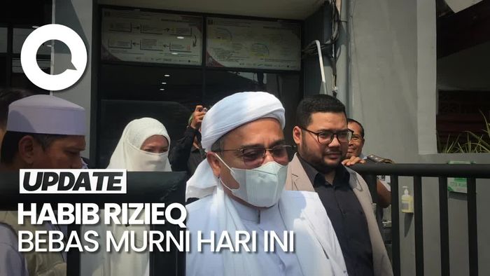 Momen Habib Rizieq Tiba di Bapas Jakpus Ambil Surat Bebas Murni