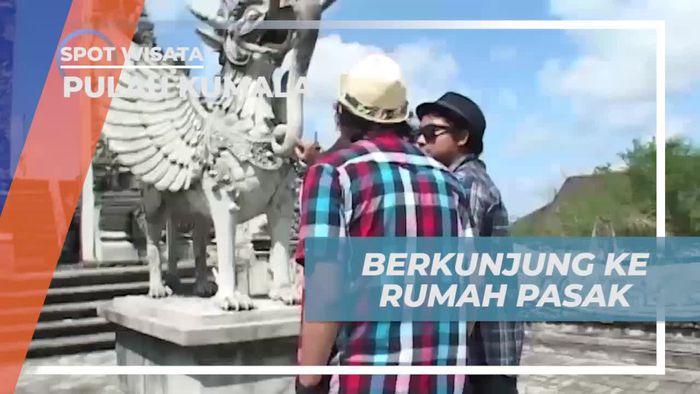 Berkunjung ke Rumah Pasak yang Bersejarah Pulau Kumala