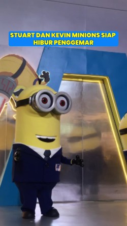 Tingkah Lucu Stuart dan Kevin di Meet & Greet Minions