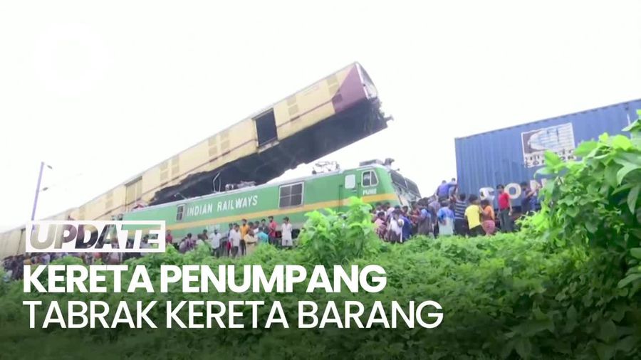 Penampakan Tabrakan Kereta di India, 13 Tewas