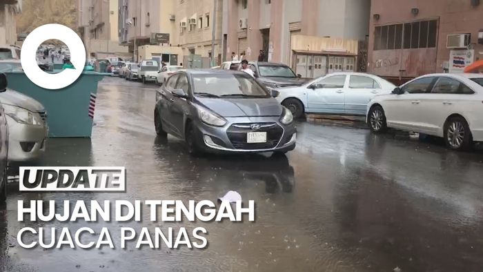 Kota Makkah Diguyur Hujan di Tengah Cuaca Panas Ekstrem