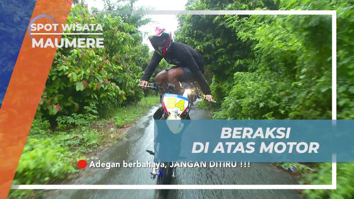 Unjuk Kebolehan Beraksi di Atas Motor Trail, Maumere