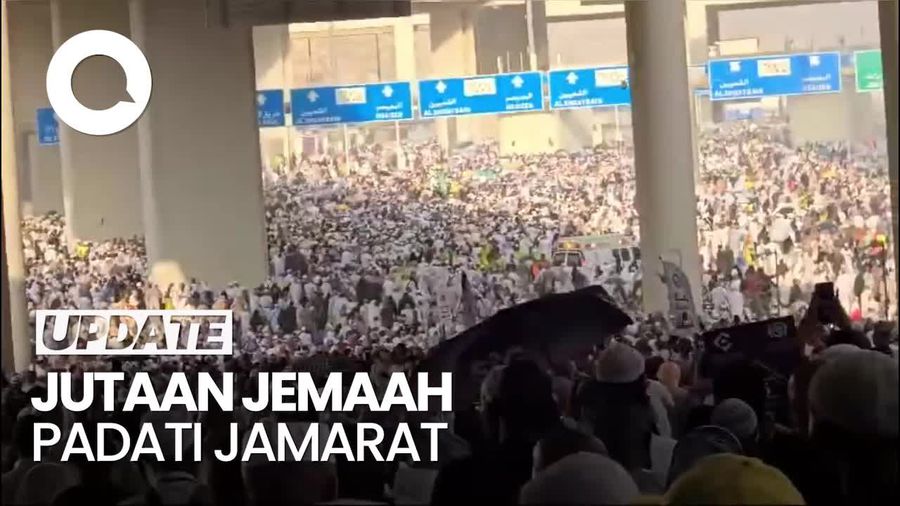 Momen Jemaah Haji Berdesakan saat Ritual Lempar Jumrah
