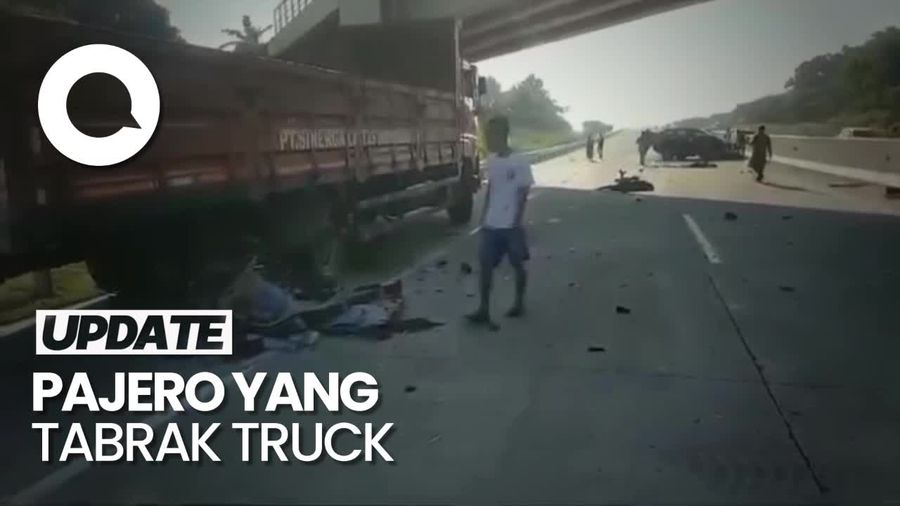 Penampakan Pajero Tabrak Truk Mogok di Tol Semarang-Batang, 4 Tewas