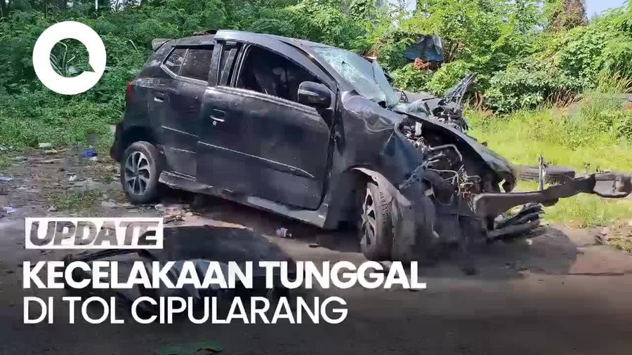 Mobil Tabrak Pembatas Jalan Tol Cipularang, 3 Orang Tewas