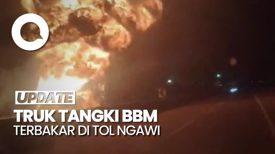 Penampakan Truk Tangki BBM Terbakar Hebat di Tol Ngawi