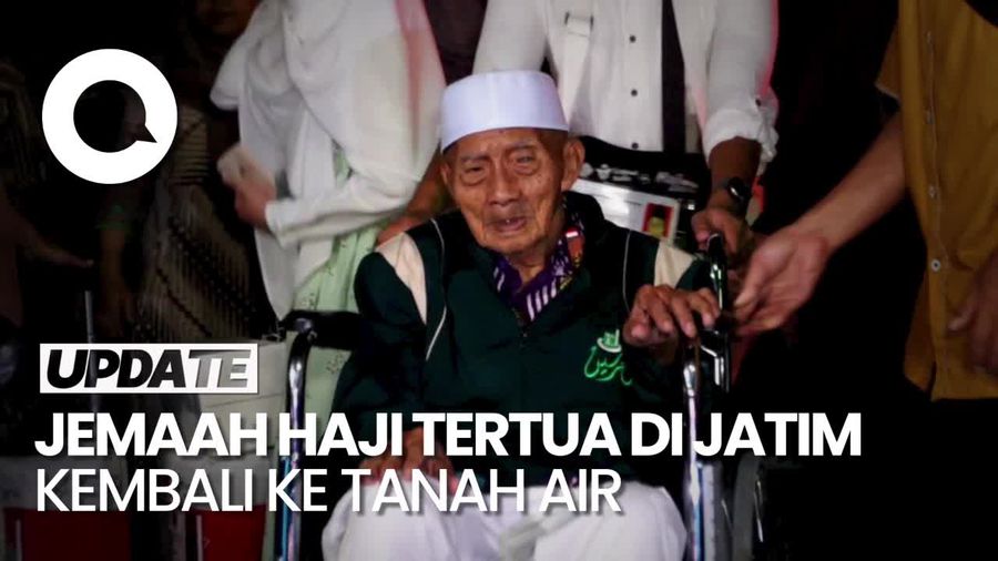 Momen Jemaah Haji Berusia 109 Tahun Tiba di Ponorogo, Kondisinya Sehat