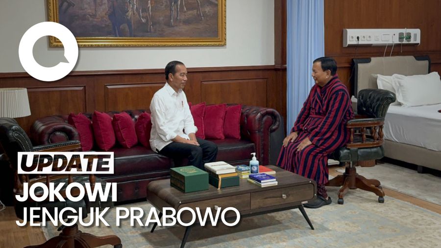 Momen Jokowi Jenguk Prabowo Seusai Operasi Cedera Kaki