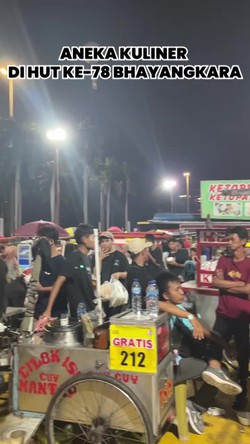 Berkah Bagi Para Pedagang Makanan di HUT ke-78 Bhayangkara