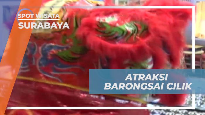 Lucunya Aksi Barongsai Cilik di Pusat Perbelanjaan Kota Pahlawan, Surabaya