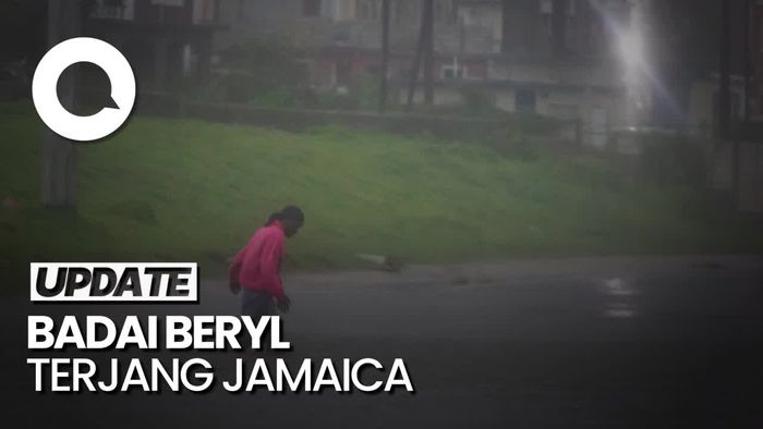 Penampakan Jamaica Luluh Lantak Diterjang Badai Beryl