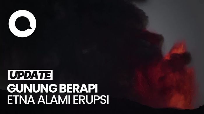 Penampakan Gunung Etna di Italia Muntahkan Lava Merah