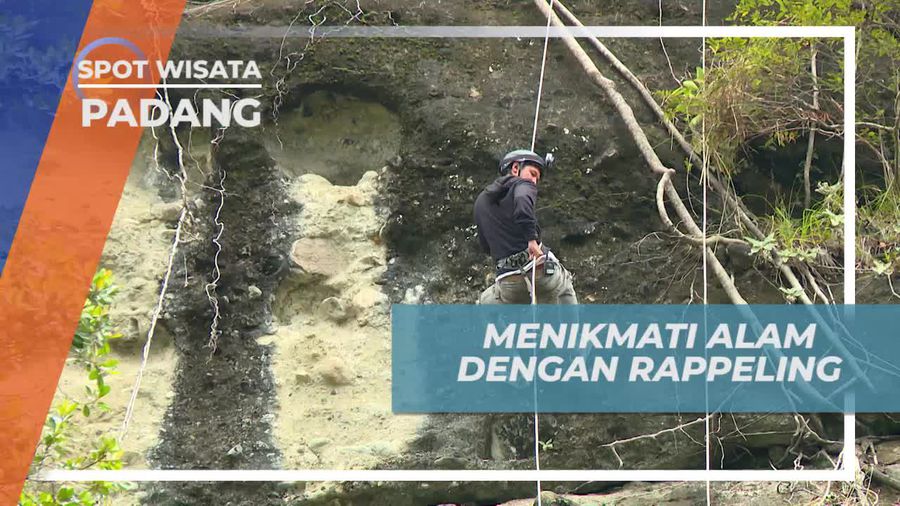 Menikmati Keindahan Bukit Merah Putih Saat Rappeling, Padang