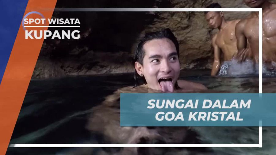Melihat Sungai di Dalam Goa Kristal Kupang 