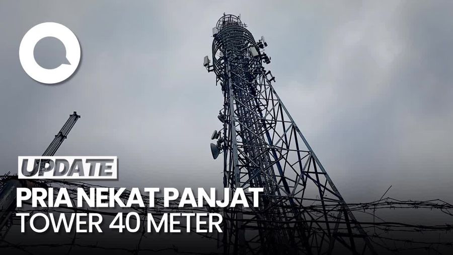 Pria Diduga Gangguan Mental Panjat Tower Seluler 40 Meter