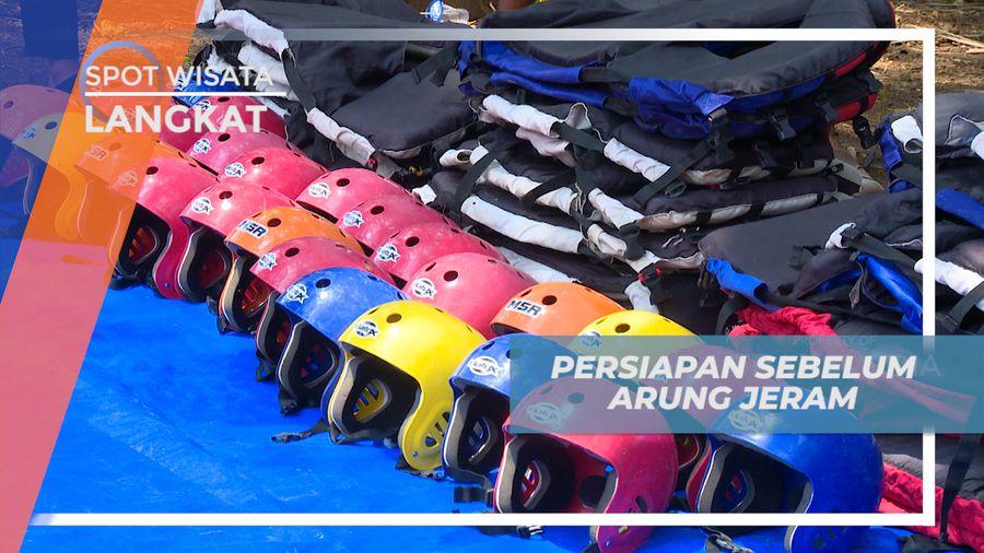 Persiapan Pasang Perlengkapan Aman Sebelum Arung Jeram di Sei Wampu, Langkat