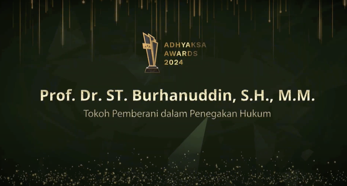 Tokoh Pemberani dalam Penegakan Hukum