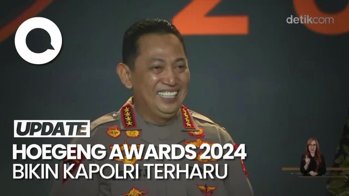 Momen Kapolri Terharu di Acara Hoegeng Awards 2024