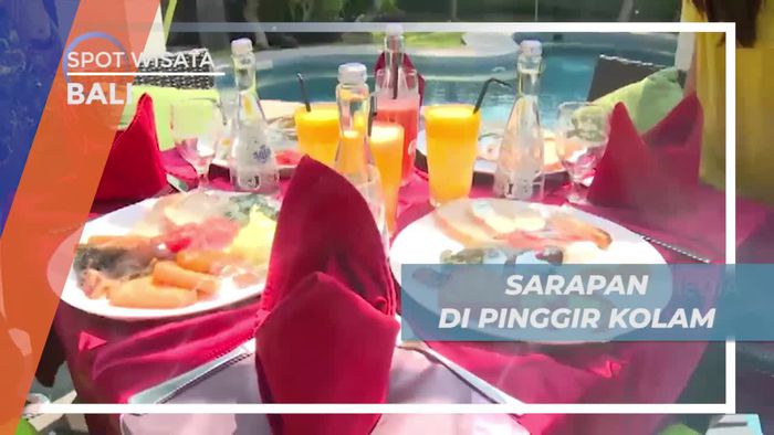 Menikmati Kelezatan Menu Spesial di Tepi Kolam Renang, Bali