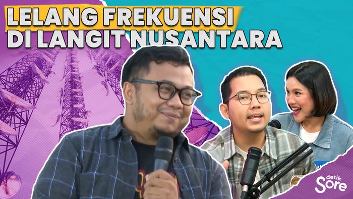 Lelang Frekuensi di Langit Nusantara