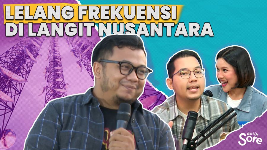 Lelang Frekuensi di Langit Nusantara