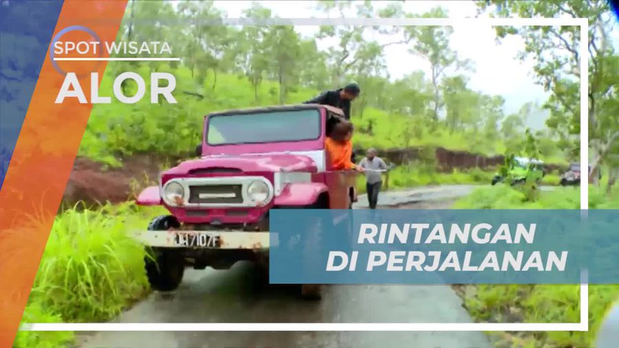 Melintasi Jalur Menantang Menuju Air Terjun Mataru Alor