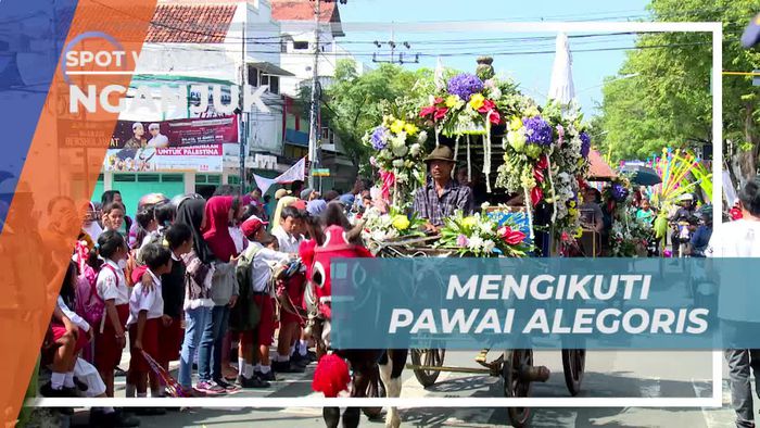 Seru-seruan Mengikuti Pawai Alegoris di Nganjuk