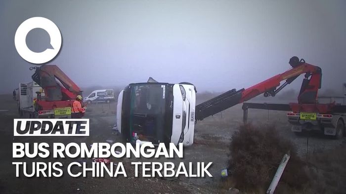 2 Bus Angkut Rombongan Turis China Terbalik di Selandia Baru