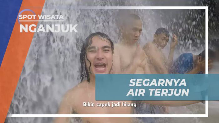 Merasakan Sensasi Segar Bermain di Air Terjun Sumber Manik Nganjuk