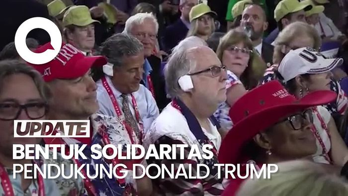 Pendukung Trump Pakai Perban di Telinga Sebagai Bentuk Solidaritas