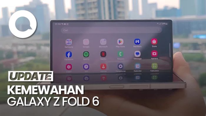 Unboxing Galaxy Z Fold 6