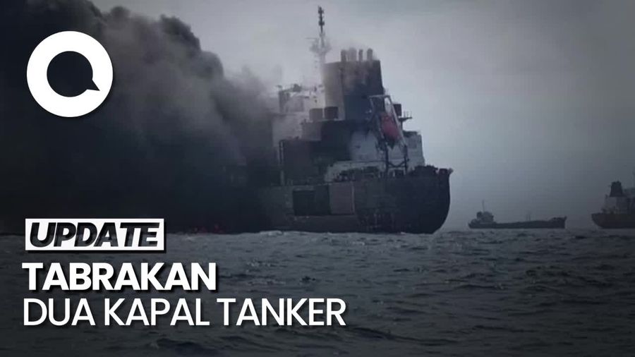 Dua Kapal Tanker Tabrakan Lalu Terbakar di Dekat Singapura