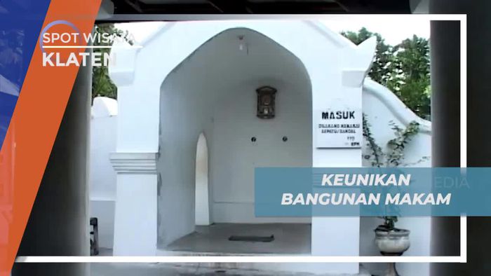 Gapura Bernuansa Hindu, Keunikan Bangunan Makam di Klaten