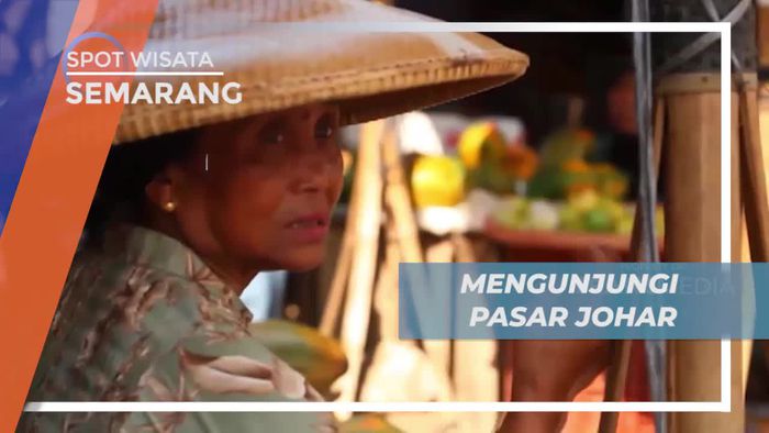Berkungjung ke Pasar Johar yang Terletak di Dekat Masjid Agung Semarang 