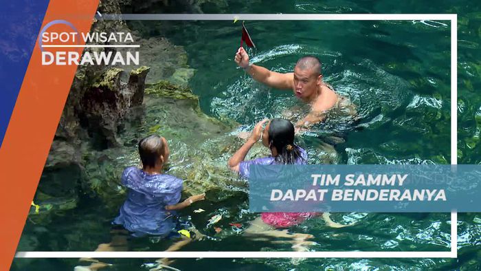 Tantangan Berebut Bendera di Goa Halo Tabung Derawan