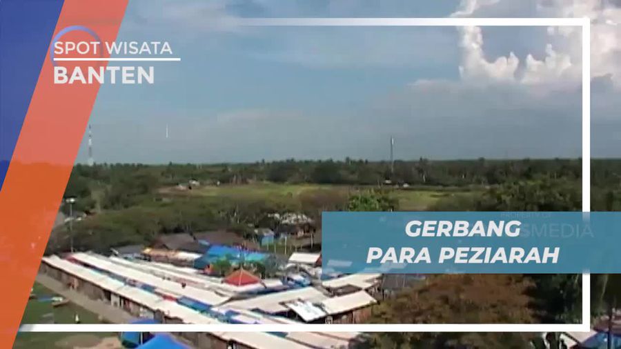 Tak Pernah Sepi Pengunjung, Suasana Peziarah di Masjid Agung Banten