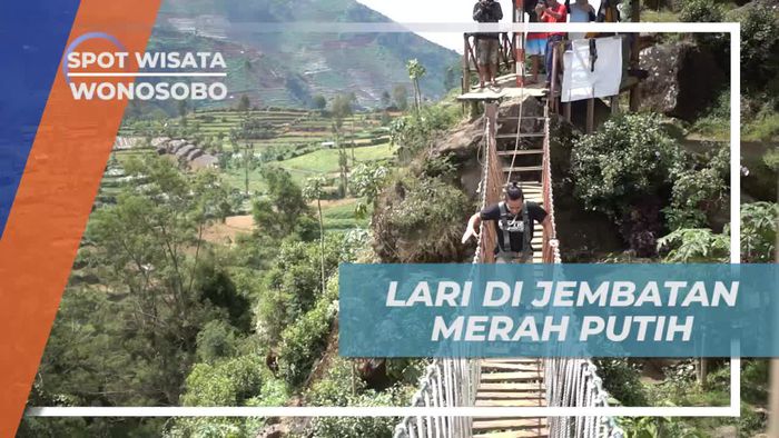 Adu Cepat Lomba Lari di Jembatan Merah Puth Wonosobo