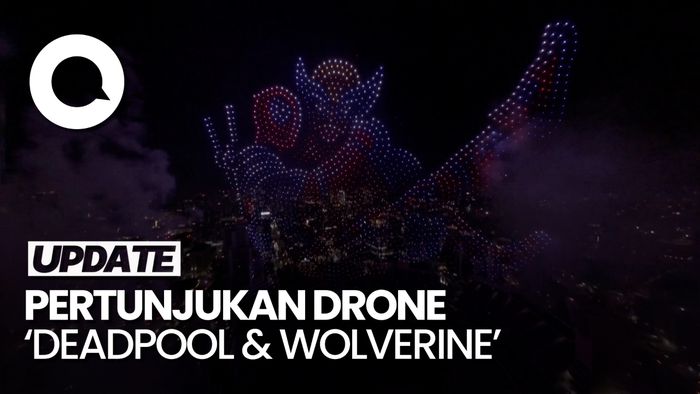 Lihat Pose Epic Deadpool & Wolverine di Langit San Diego AS