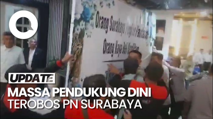 Momen Panas Massa #PrayforDiniSera Terobos PN Surabaya Cari Hakim Damanik